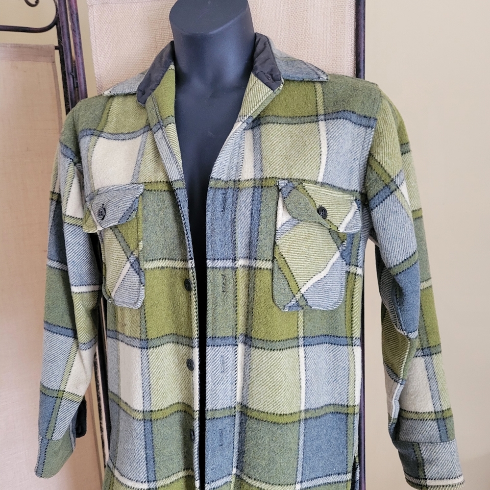 Vintage Green and Gray Plaid Shirt Jacket